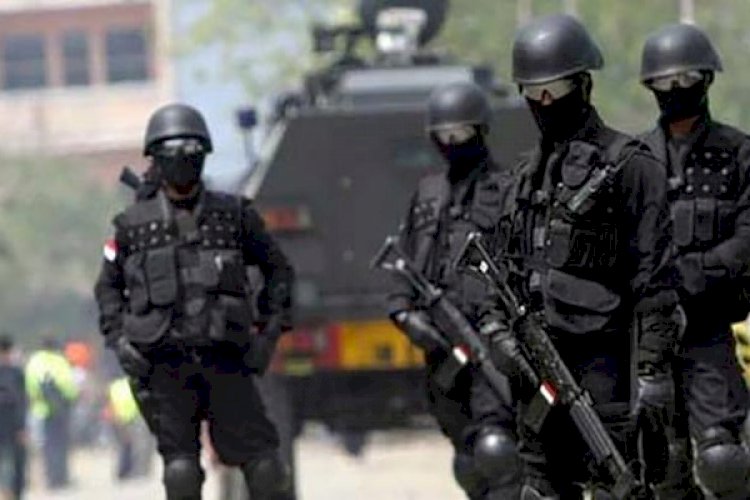Kapolri Mutasi 11 Pejabat Densus 88, Posisi Dirintel hingga Kasatgaswil Berganti