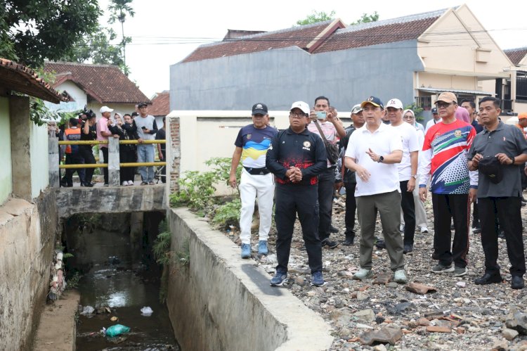 Pj Gubernur Samsudin Tinjau Lokasi Rawan Banjir di Rajabasa Bandar Lampung
