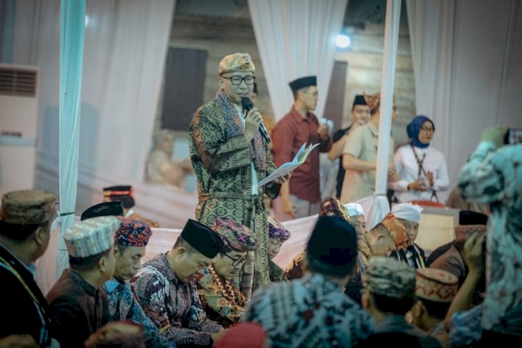 Hadiri Begawi Agung, Gubernur Lampung Serukan Gerakan Lestarikan Bahasa ...