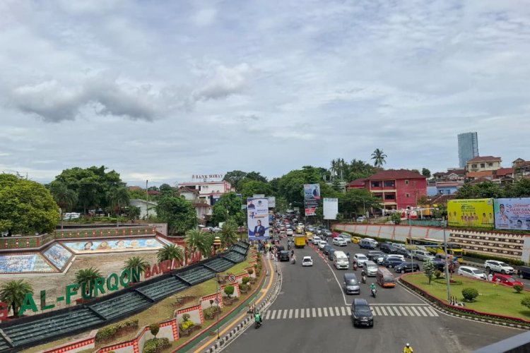 BMKG Ingatkan Hujan Lebat Disertai Petir Mengintai Lampung Sabtu