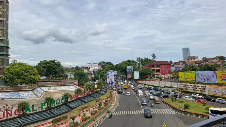 BMKG Ingatkan Hujan Lebat Disertai Petir Mengintai Lampung Sabtu