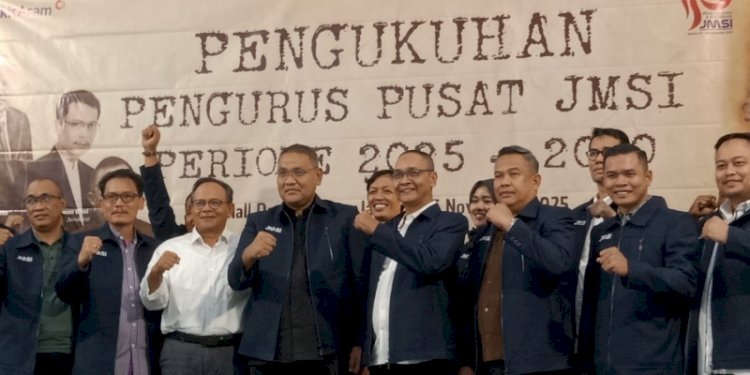 Dinakhodai Teguh Santosa, Ada Dahlan Iskan dan Hendry Ch Bangun di Pengurus Pusat JMSI