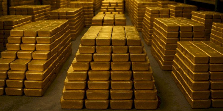 Harga Emas Antam Terkoreksi, Simak Daftar Harga Terbaru 13 Oktober