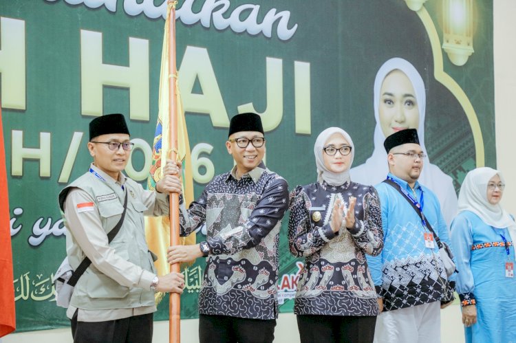Gubernur Mirza dan Wagub Jihan Lepas Keberangkatan Jemaah Haji