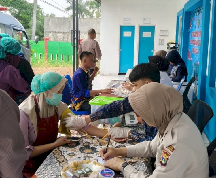 Puluhan Pekerja SPPG Polresta Bandar Lampung Jalani Cek Kesehatan
