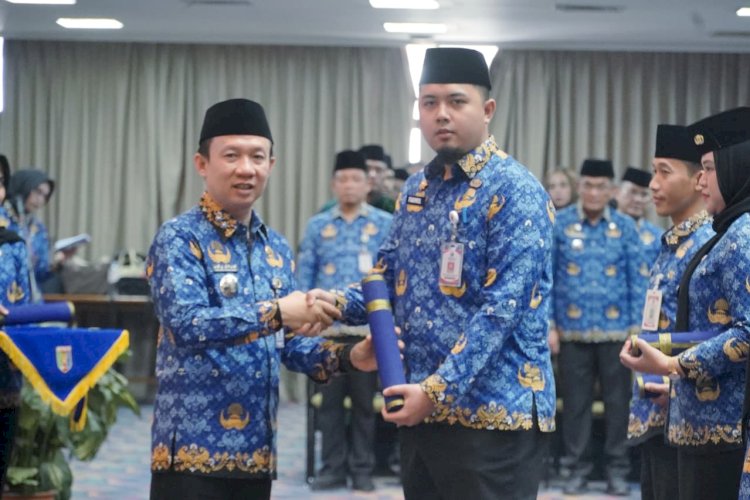 405 ASN dari 46 OPD Pemprov Lampung Dilantik dan Ambil Sumpah