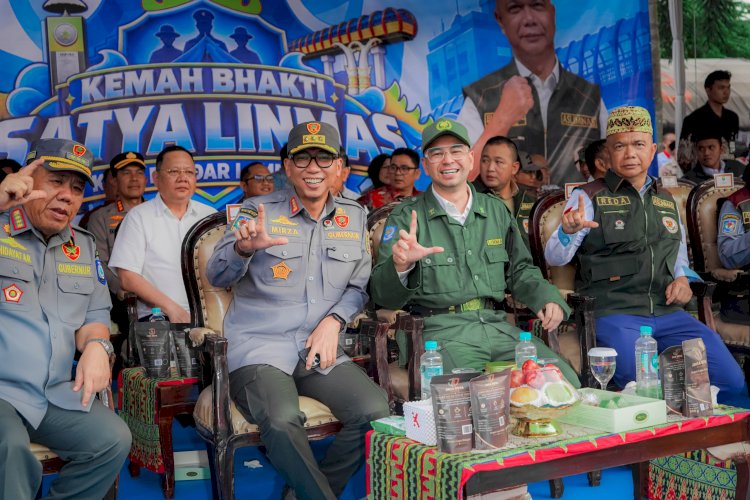 Raffi Ahmad Bawa Salam Prabowo untuk Linmas di Lampung