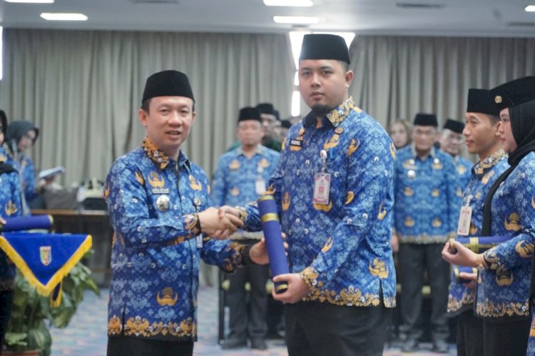 405 ASN dari 46 OPD Pemprov Lampung Dilantik dan Ambil Sumpah