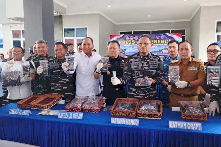 TNI AL Sita 4.364 Kartrid Vape Diduga Mengandung Narkotika Senilai Rp34,9 Miliar