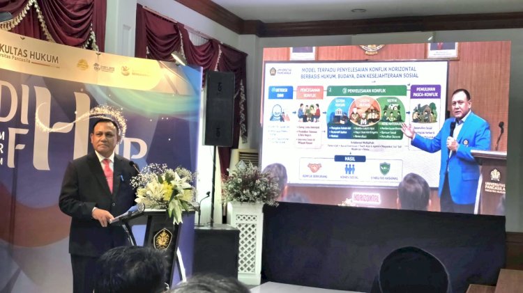 Raih IPK Sempurna, Firli Bahuri Resmi Sandang Gelar Doktor Hukum