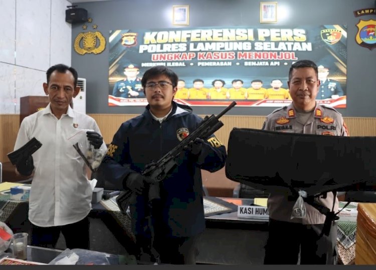 Kabur Saat Diperiksa di Bakauheni, Polisi Temukan Senjata AR-15 Berisi 15 Amunisi