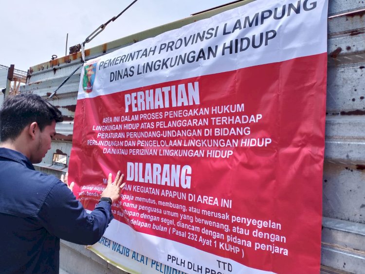 Limbah Hitam Berbau Dikeluhkan Warga, DLH Lampung Segel PT Indo Thai Coco