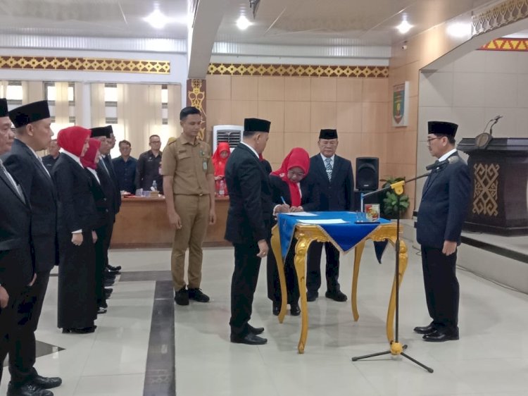 Bupati Lampung Utara Lantik 10 Pejabat Eselon II, Kinerja Dievaluasi Setiap Enam Bulan