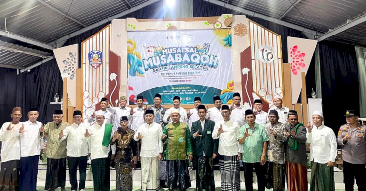 Buka Musalsal I, Wabup Lampung Selatan Ingatkan Santri Harus Melek Teknologi