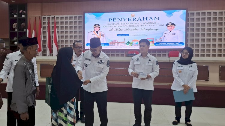Pemkot Bandar Lampung Salurkan Bantuan Pengobatan dan Korban Kebakaran