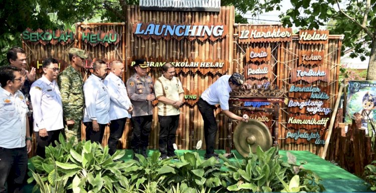 Bupati Lamsel Luncurkan Program Sekolah HELAU, Dorong Lingkungan Belajar Nyaman dan Asri
